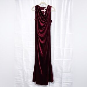 Grace Karin Burgundy Velvet Gown. Size 12.